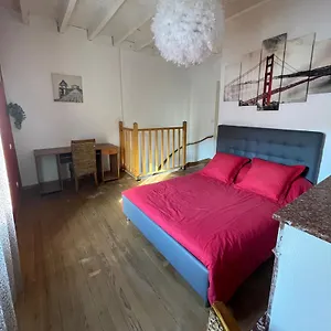 Appartement Charmante Maison Idealement Situee, Centre-ville, Castres (Tarn)